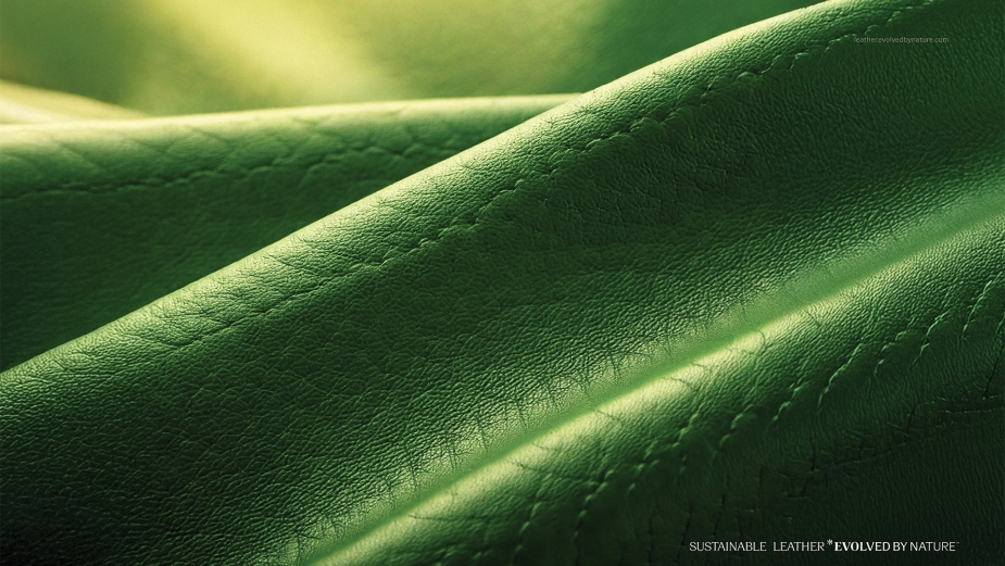 Evolved By Nature đang tạo ra một cuộc cách mạng cho ngành da bền vững với Activated Silk™ L1 - công nghệ sinh học giúp vật liệu có thể phân hủy và giảm thiểu tác động đến môi trường.